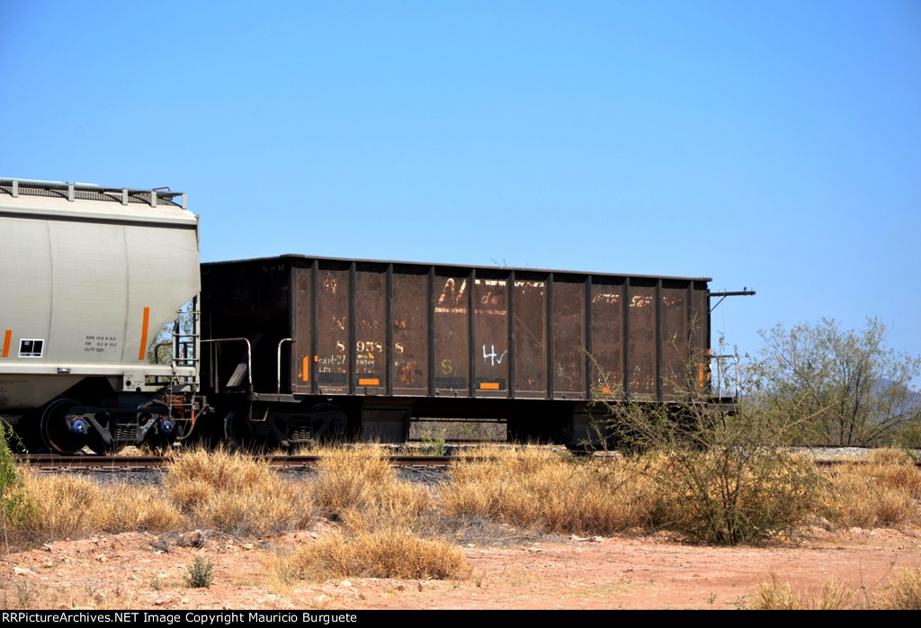 NdeM Ballast Hopper